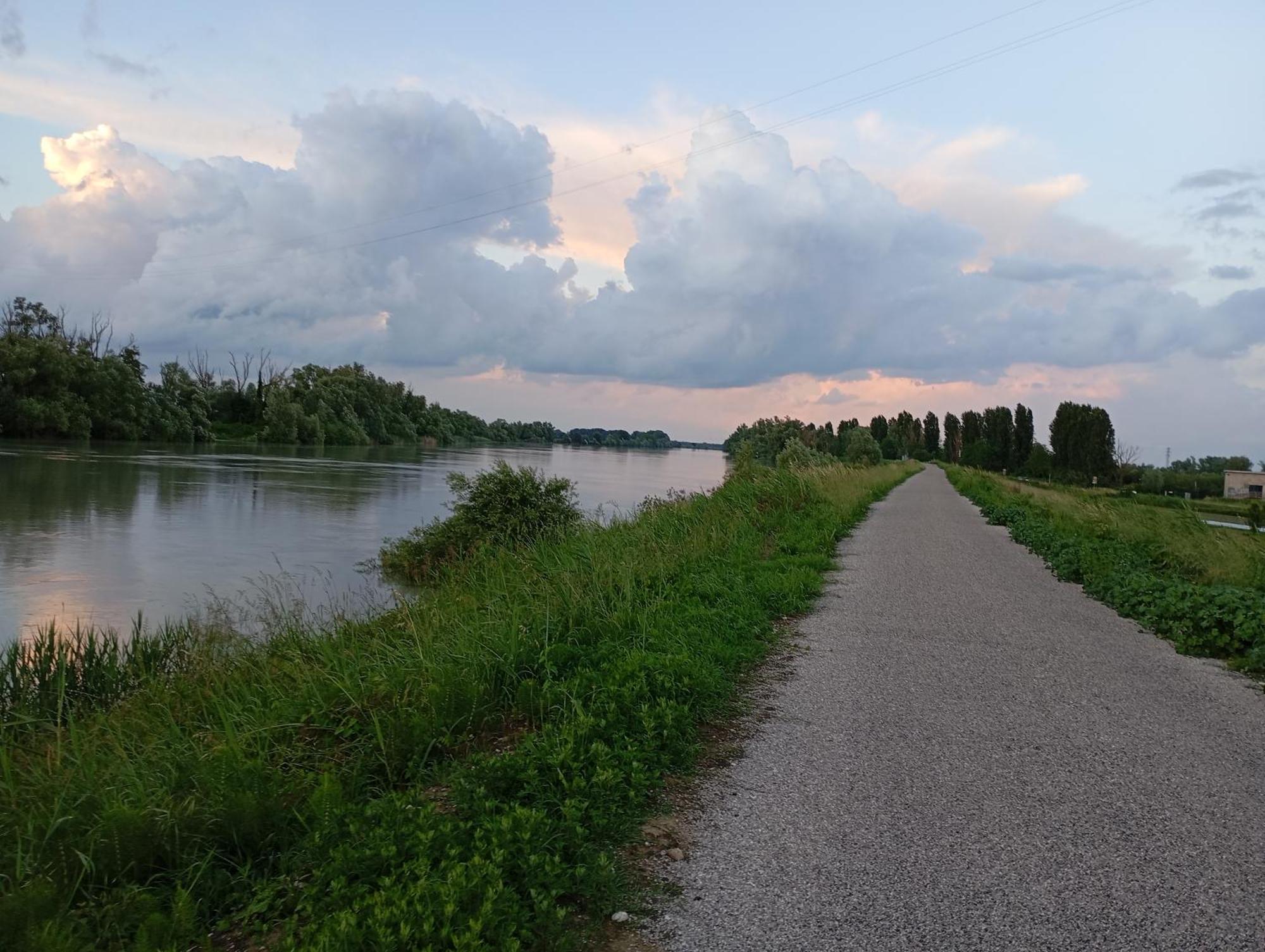 Casa Vacanze Nel Delta Del Po Taglio Di Po Экстерьер фото
